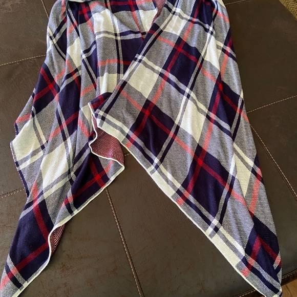 NWT Vest  Cardigan 🛍 - Picture 2 of 4